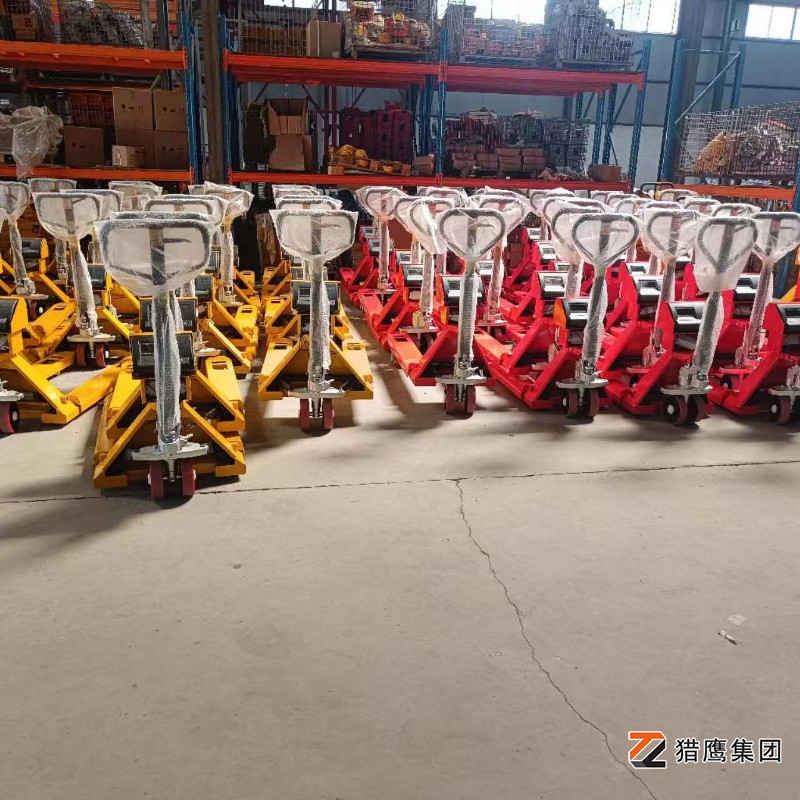 手動搬運(yùn)車買多高的輪子？源頭工廠來回答